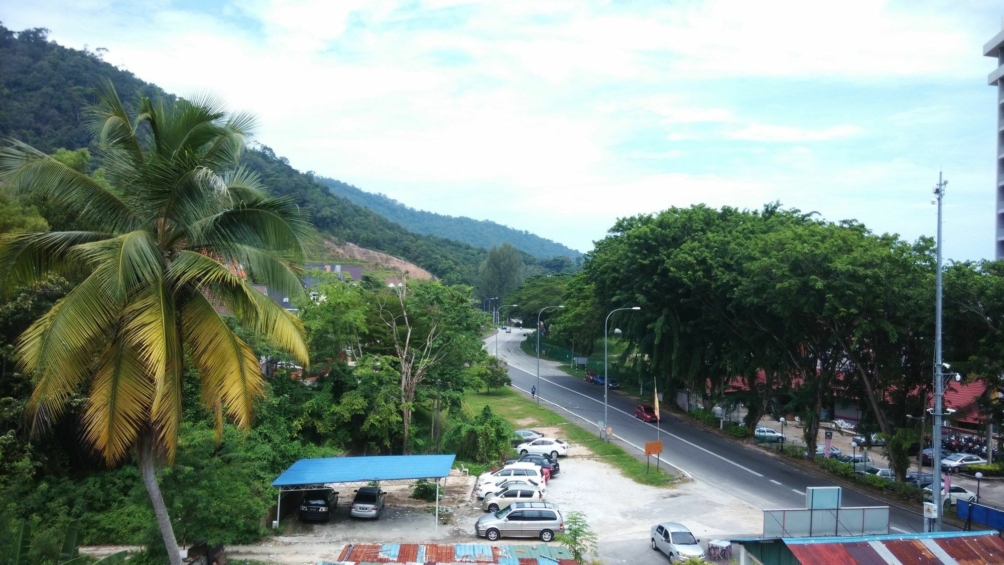 Pinang Beach Apartment @ Bayu Emas Бату Феринги Екстериор снимка